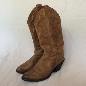 Tan Cowboy/girl Boots
